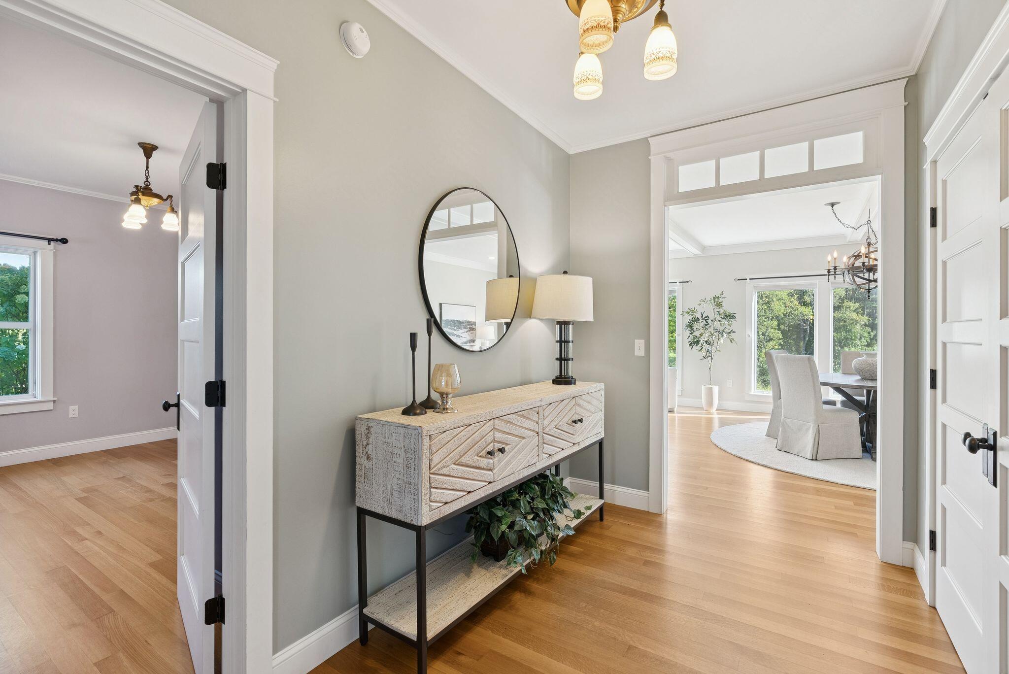 11 Orchard Hill Road Freeport, ME 04032 - Photo 9 of 93 Entry