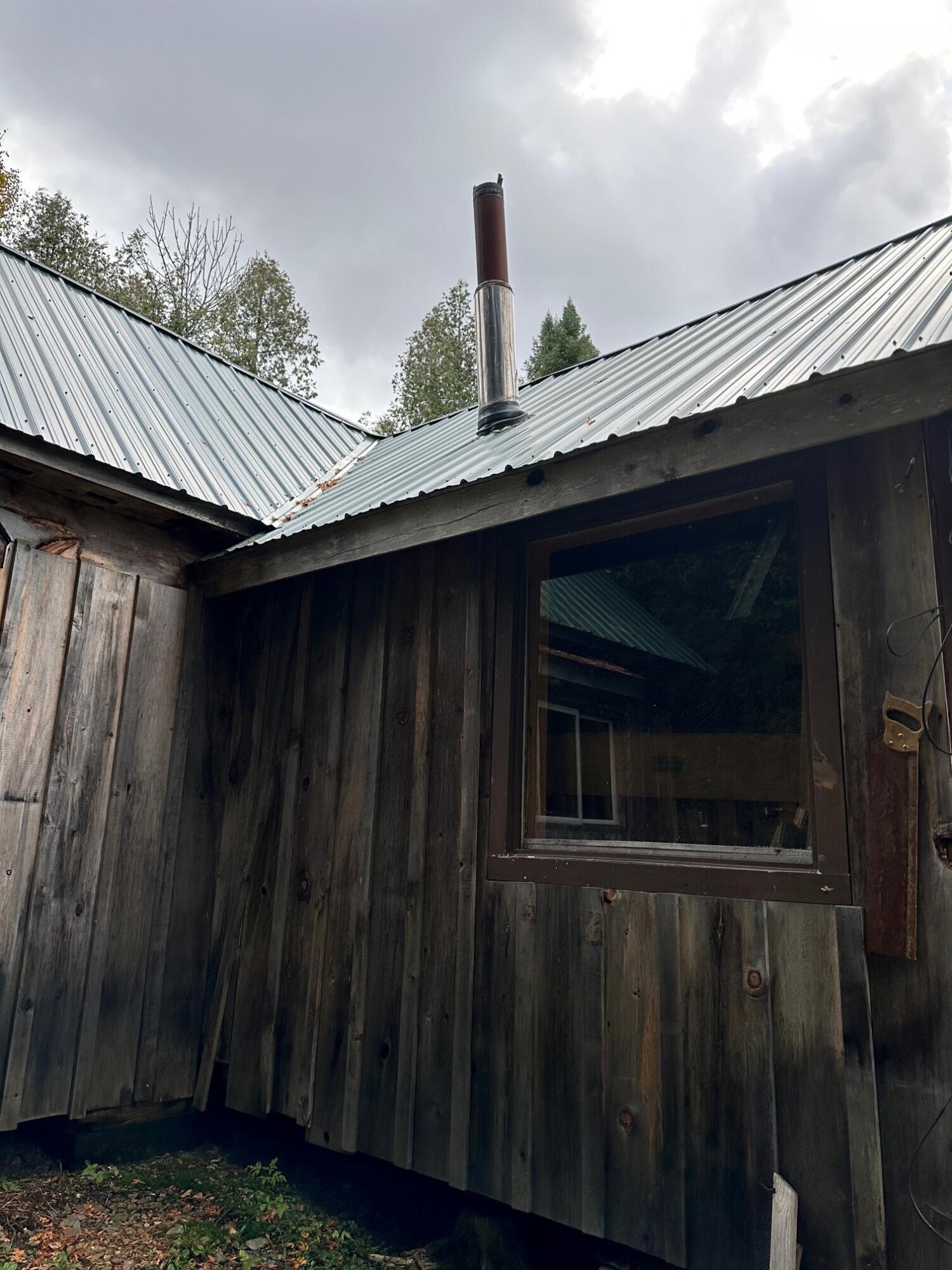 864 Sheridan Road Ashland, ME 04732 - Photo 6 of 34 Chimney