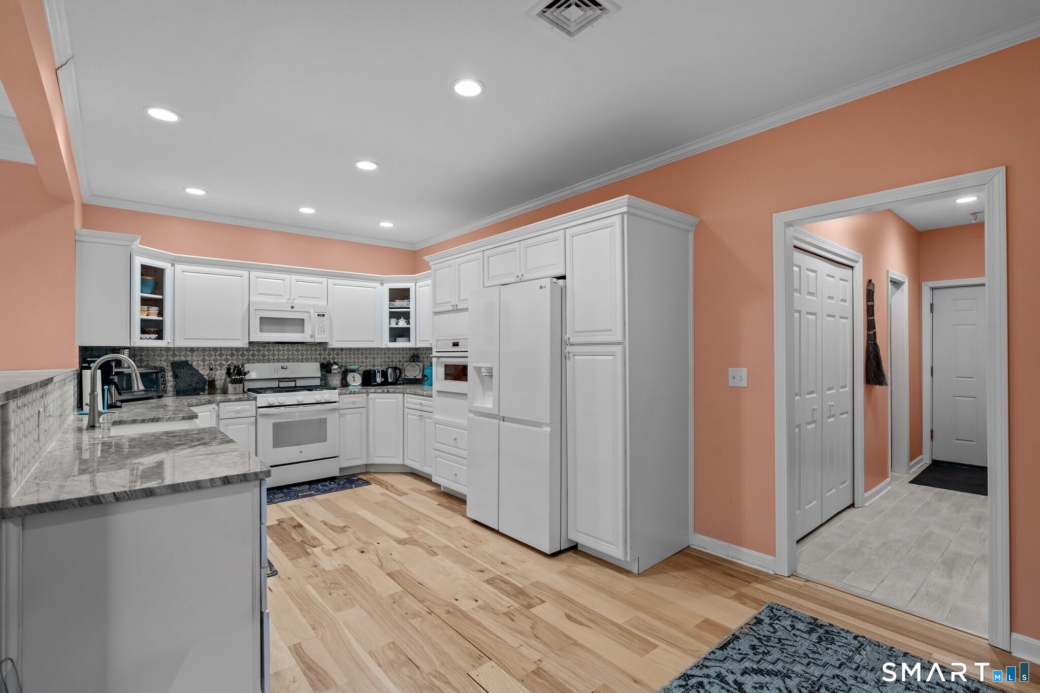 117 New Road Thompson, CT 06277 - Photo 15 of 28