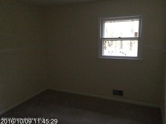 90 Baird Road Perrineville, NJ 08535 - Photo 9 of 11 IMG_3046
