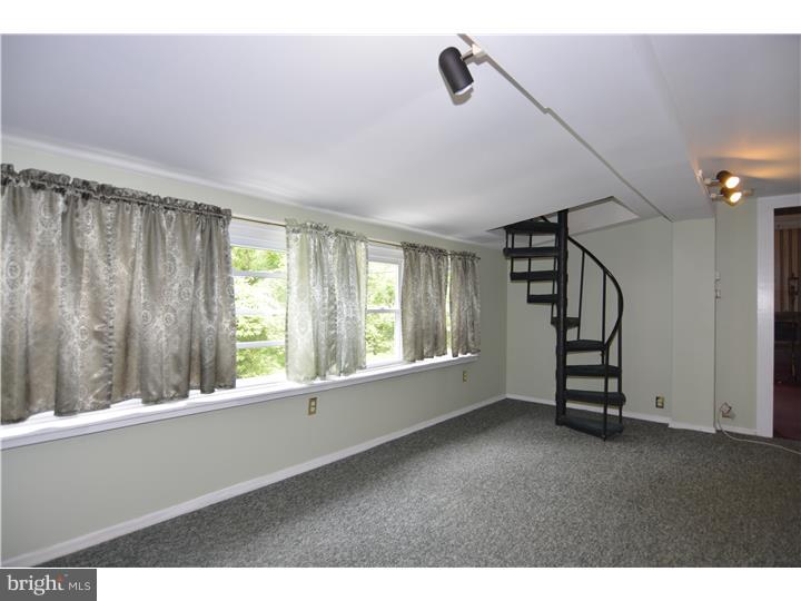 1196 Upper Van Reed Road Leesport, PA 19533 - Photo 8 of 24