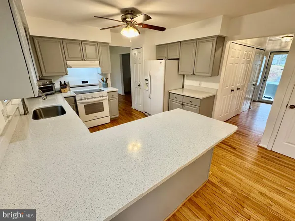 $3,300 | 2020 Victoria Drive, Stafford, VA 22554