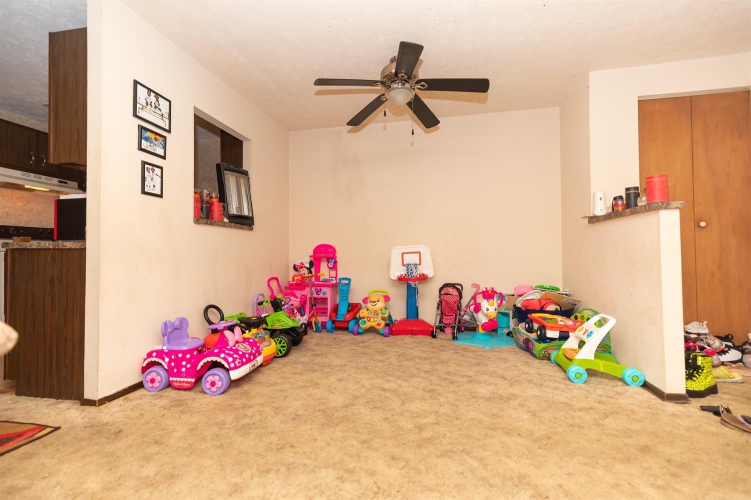 4117 North Bend Road, Unit 3 Cincinnati, OH 45211 - Photo 4 of 13