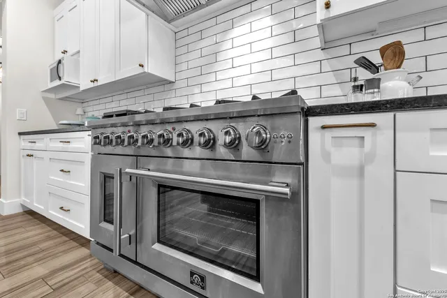 $799,990 | 740 Sharp Spgs Road, Bulverde, TX 78163