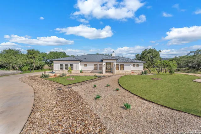 $799,990 | 740 Sharp Spgs Road, Bulverde, TX 78163