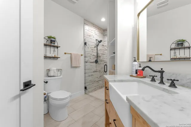 $799,990 | 740 Sharp Spgs Road, Bulverde, TX 78163