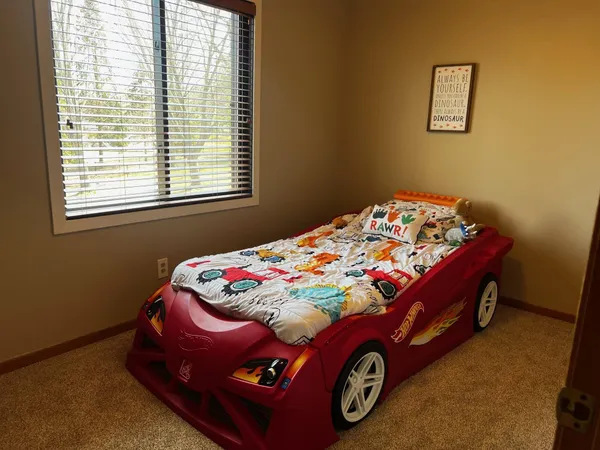 $429,900 | 1795 Windjammer Drive, Woodbury, MN 55125