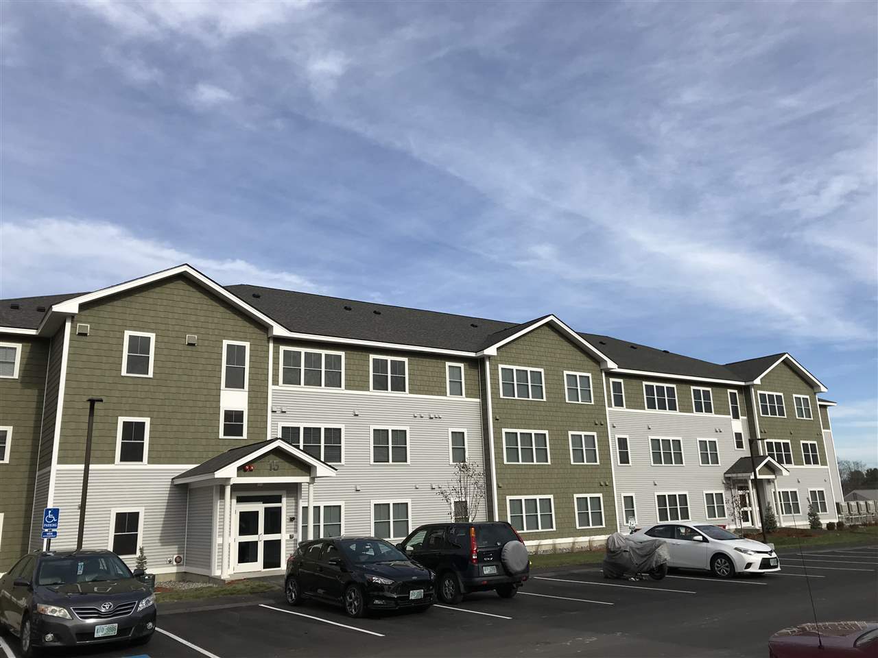 52 East Ridge Drive, Unit 105 Milford, NH 03055 - Photo 1 of 40