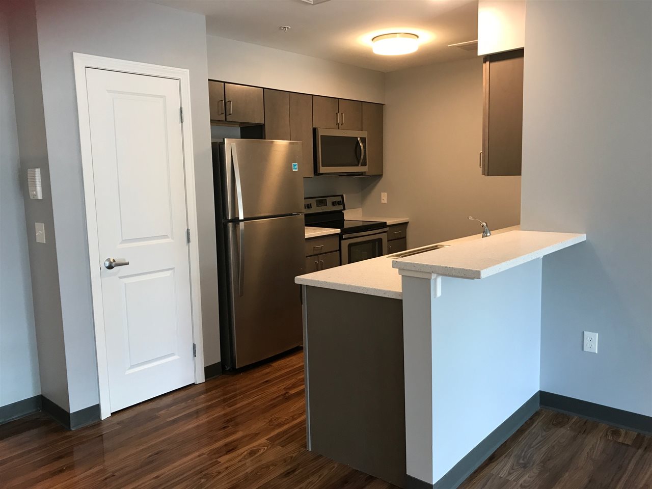 52 East Ridge Drive, Unit 105 Milford, NH 03055 - Photo 8 of 40