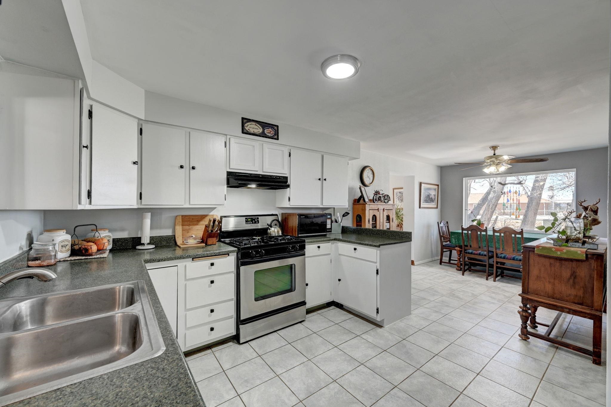660 33 Road Clifton, CO 81520 - Photo 11 of 28 Gallery Image 11