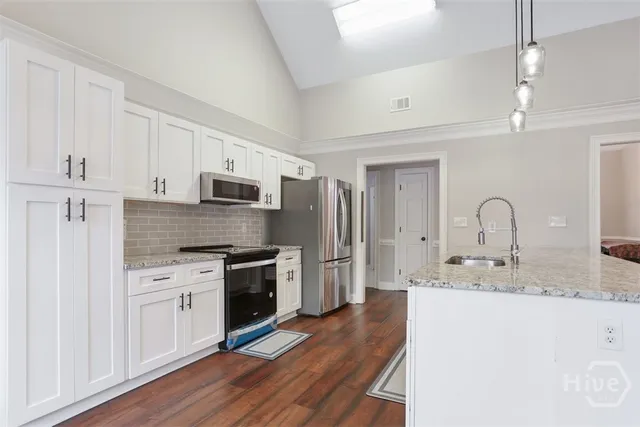 $549,900 | 304 Flatbush Drive, Guyton, GA 31312