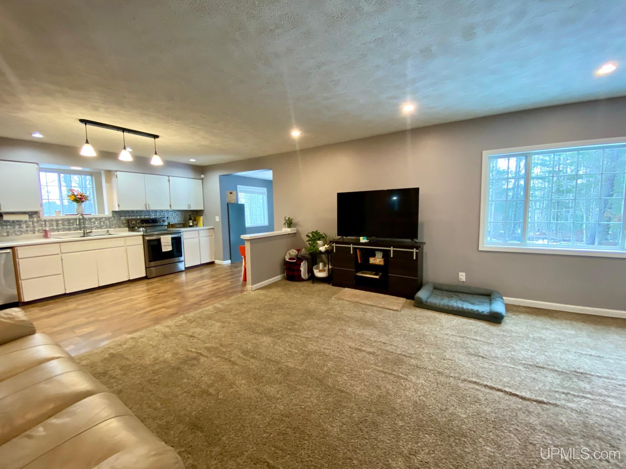 740 Willow Road Marquette, MI 49855 - Photo 24 of 67 Gallery Image 24