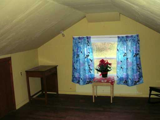 587 Ridge Road Ambridge, PA 15003 - Photo 6 of 8 Other.