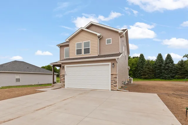 $313,000 | 2004 Grn Acrs Drive, Adrian, MI 49221