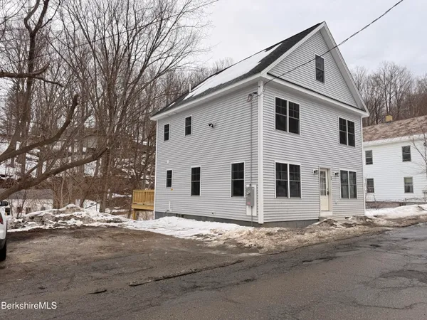 a view of a white house