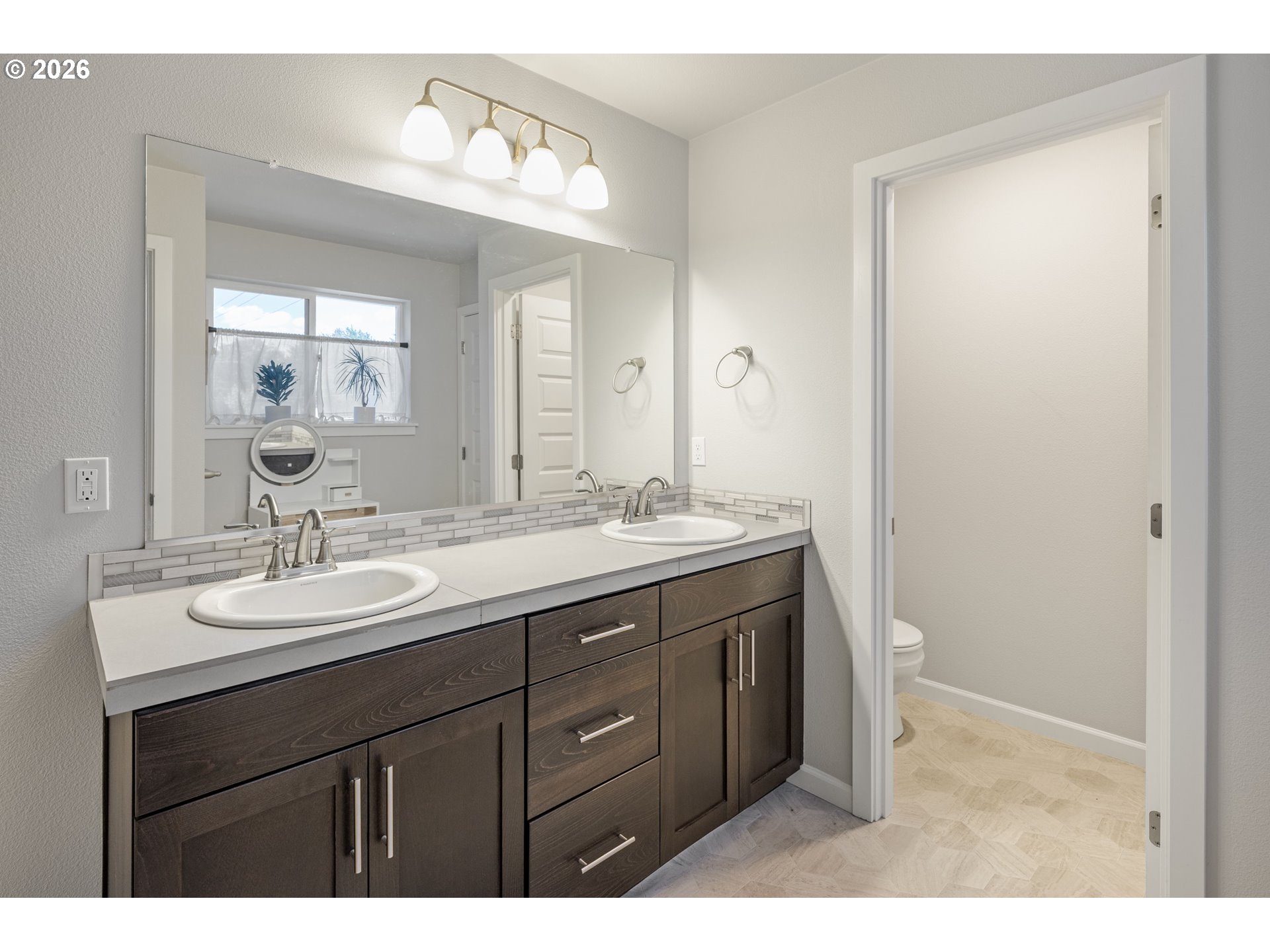 18529 Southwest Bluebird Lane Beaverton, OR 97003 - Photo 26 of 42 Bathroom, Attached