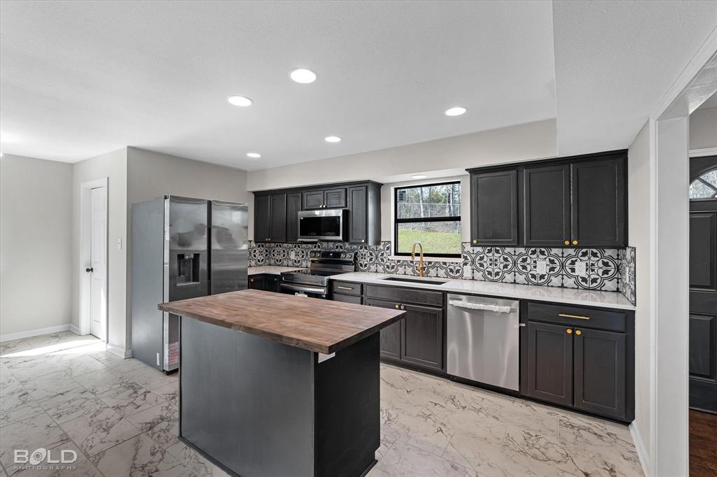 227 White Road Frierson, LA 71027 - Photo 13 of 37