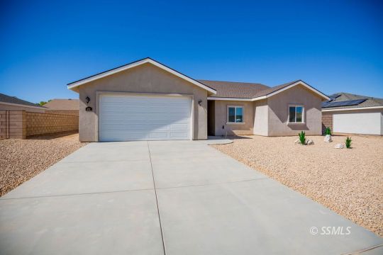 317 Thomas Street Ridgecrest, CA 93555 - Photo 7 of 35