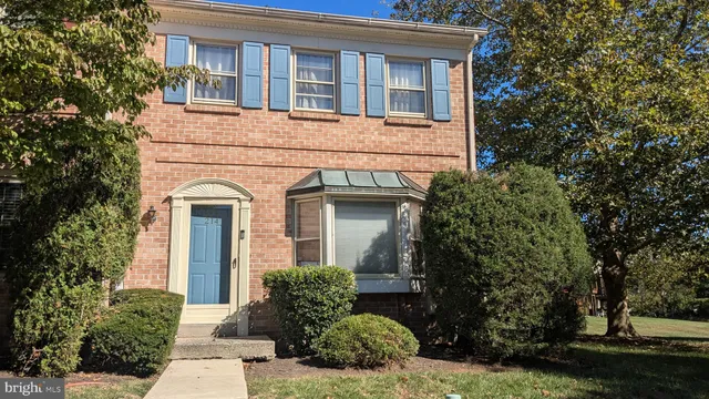 $335,000 | 214 Washington Court, Collegeville, PA 19426