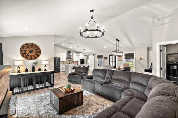 $899,000 | 6205 West 177th Avenue, Lowell, IN 46356