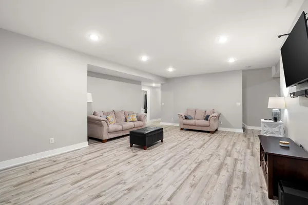 $899,000 | 6205 West 177th Avenue, Lowell, IN 46356