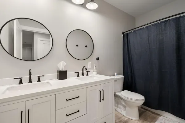 $899,000 | 6205 West 177th Avenue, Lowell, IN 46356