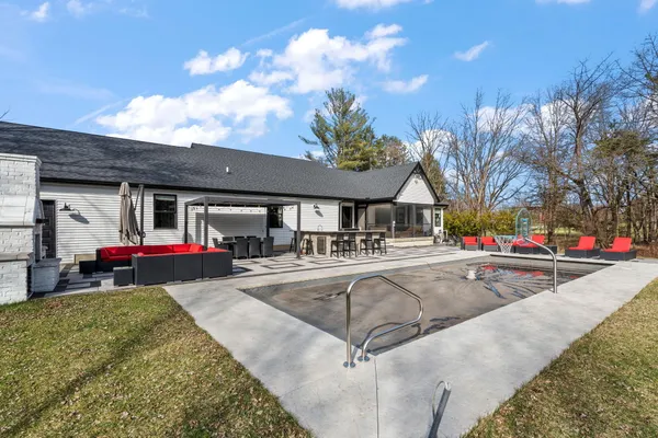 $899,000 | 6205 West 177th Avenue, Lowell, IN 46356