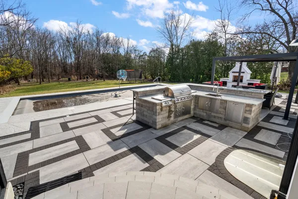 $899,000 | 6205 West 177th Avenue, Lowell, IN 46356