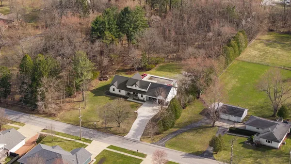 $899,000 | 6205 West 177th Avenue, Lowell, IN 46356