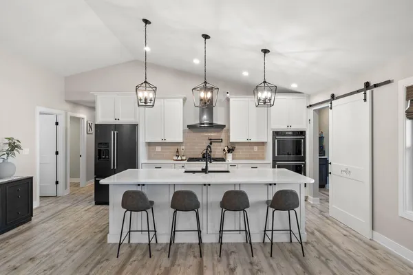 $899,000 | 6205 West 177th Avenue, Lowell, IN 46356