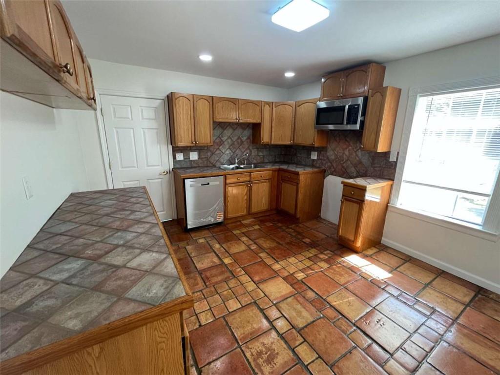 218 Wilson Avenue Southwest Rome, GA 30161 - Photo 3 of 25