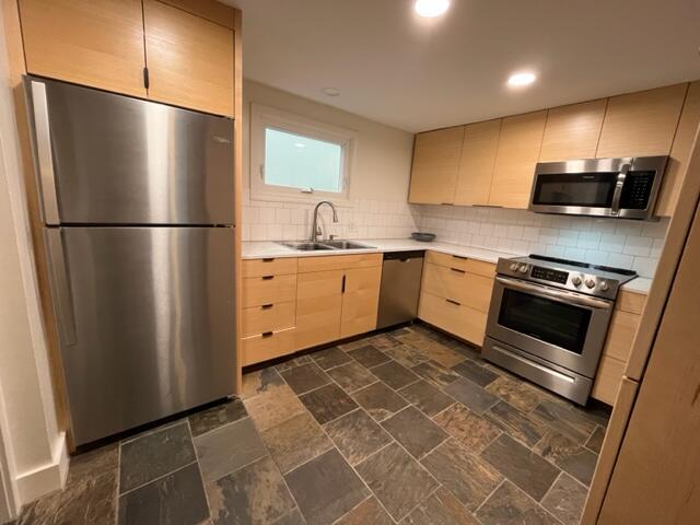 17 Grove Street Rockland, ME 04841 - Photo 2 of 18 IMG_5995