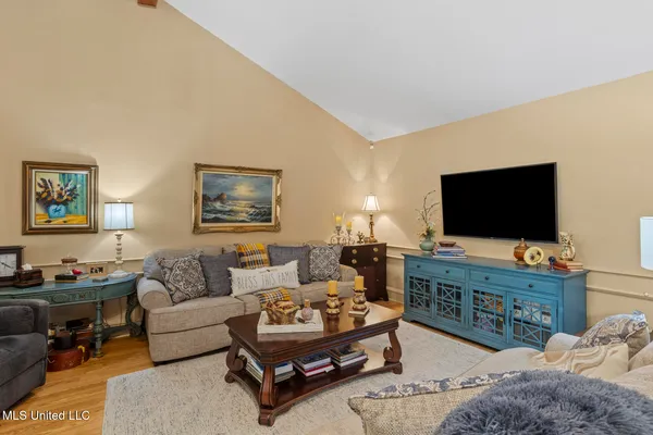 $334,999 | 4201 Oak Hill Drive, Terry, MS 39170