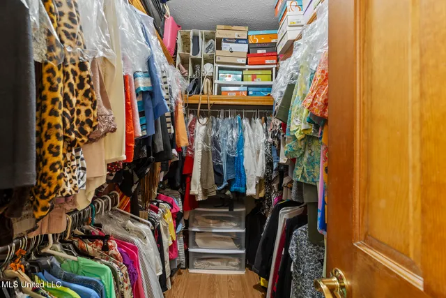 $334,999 | 4201 Oak Hill Drive, Terry, MS 39170