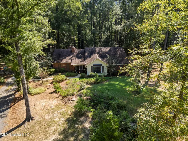 $334,999 | 4201 Oak Hill Drive, Terry, MS 39170