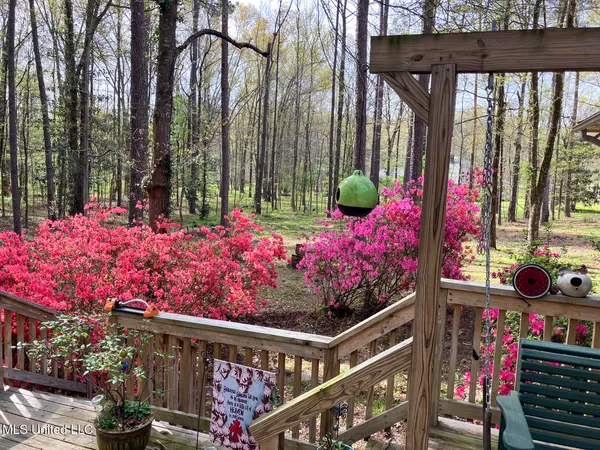 $334,999 | 4201 Oak Hill Drive, Terry, MS 39170