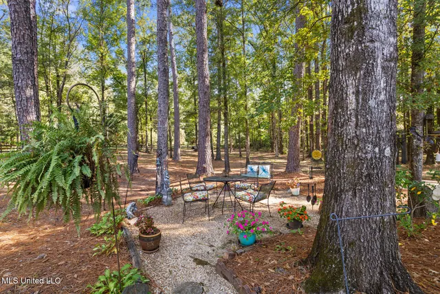 $334,999 | 4201 Oak Hill Drive, Terry, MS 39170