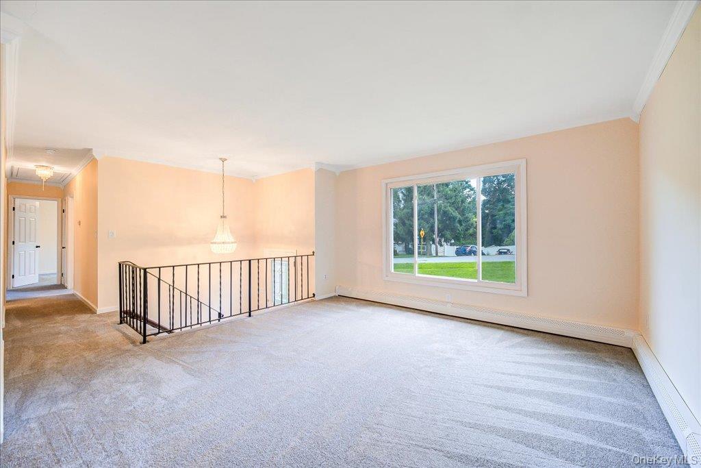 60 Sutton Park Road Poughkeepsie, NY 12603 - Photo 6 of 30 Gallery Image 6
