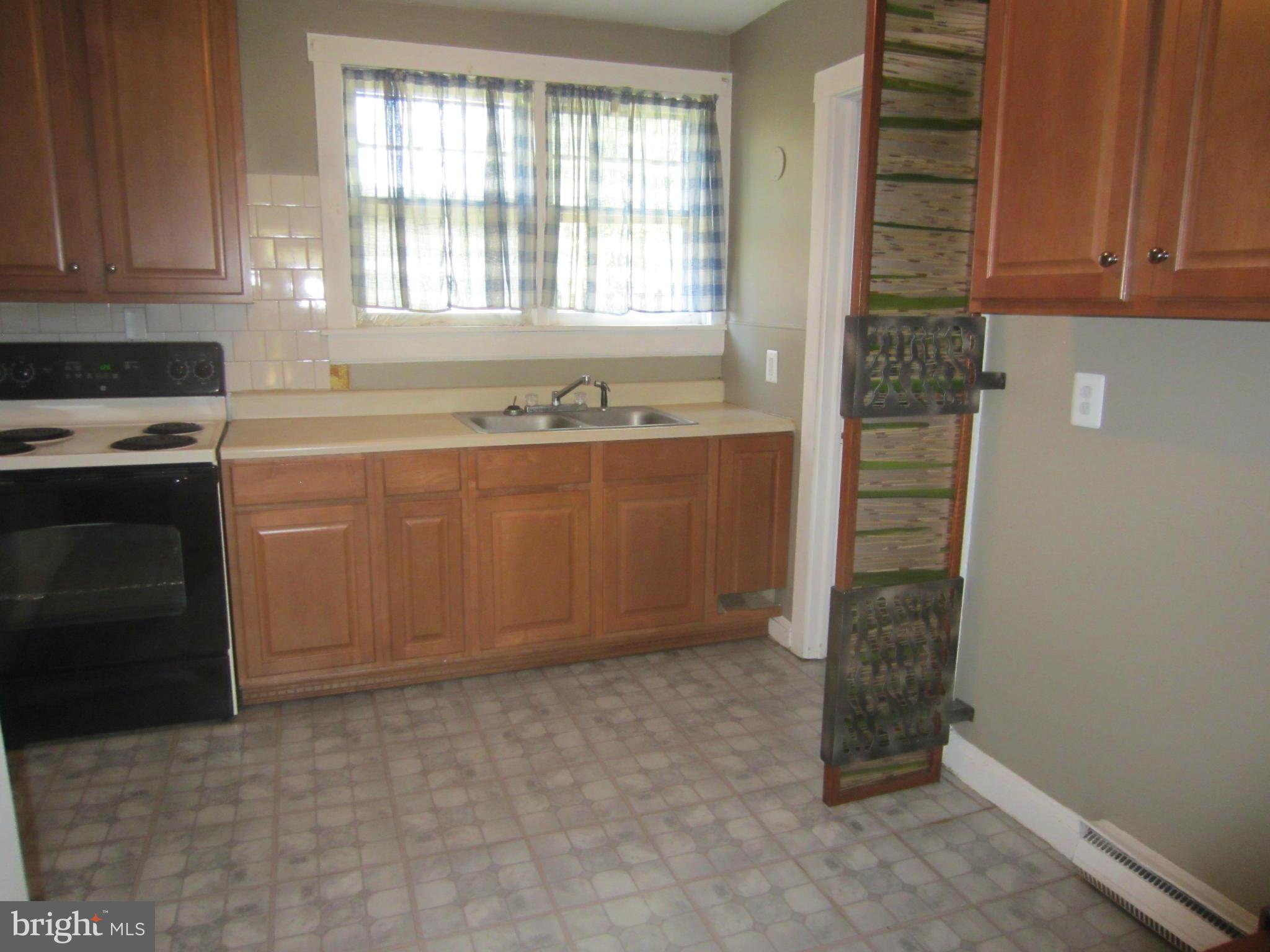 1457 Fairfield Loop Road Crownsville, MD 21032 - Photo 9 of 10 Kitchen