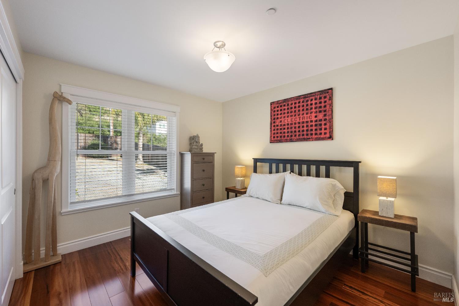 4920 Warm Springs Road Glen Ellen, CA 95442 - Photo 17 of 50 One of two guest bedrooms.