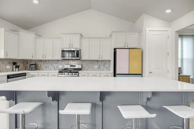 $395,000 | 1037 Magnolia Warbler Way, Ravenel, SC 29470