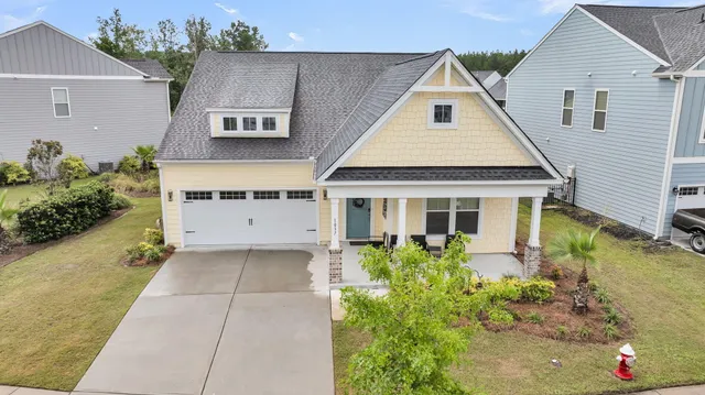 $395,000 | 1037 Magnolia Warbler Way, Ravenel, SC 29470