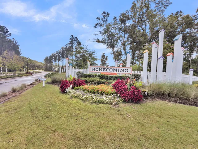 $395,000 | 1037 Magnolia Warbler Way, Ravenel, SC 29470