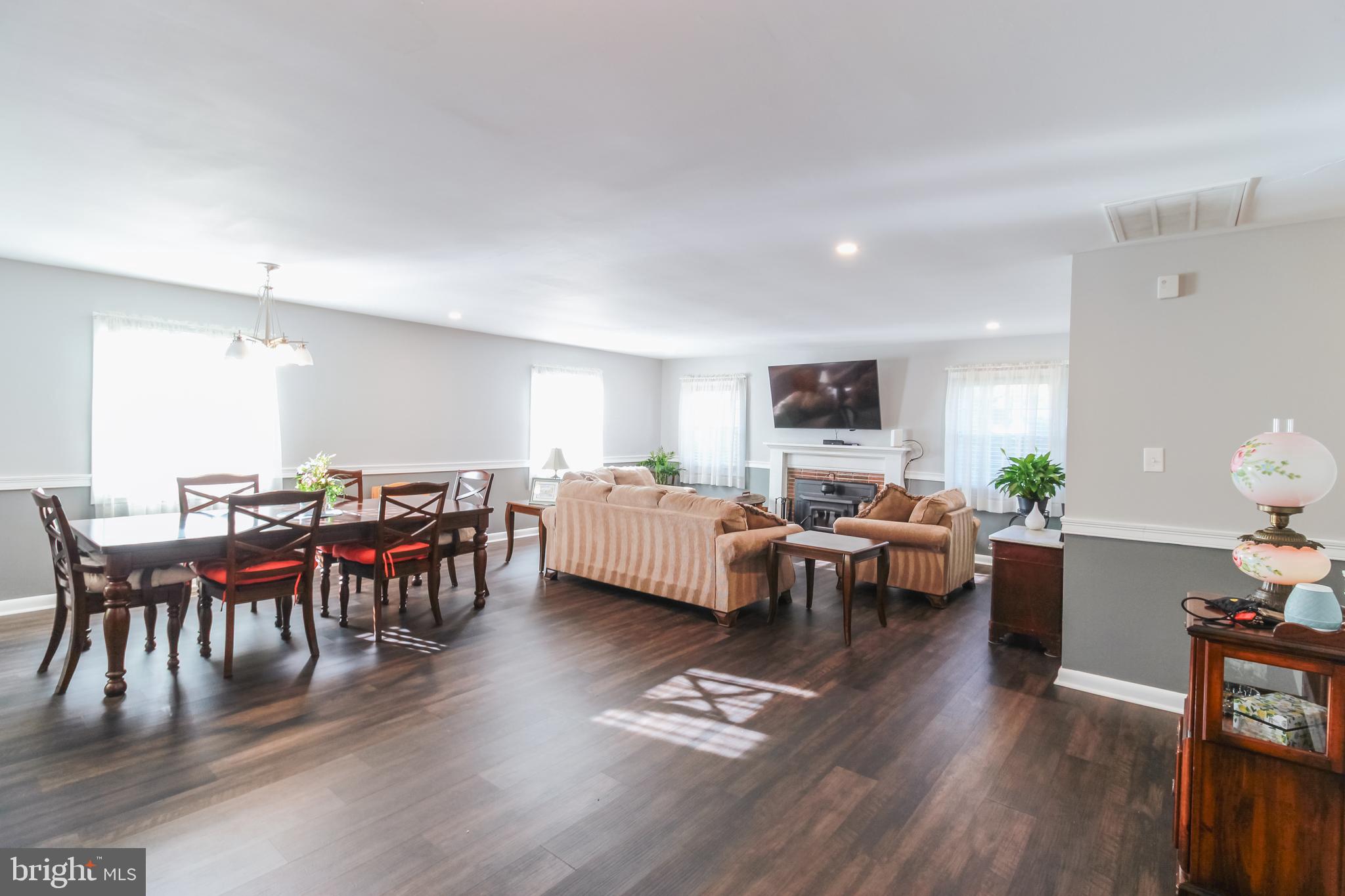 150 Country Club Road Willingboro, NJ 08046 - Photo 6 of 37