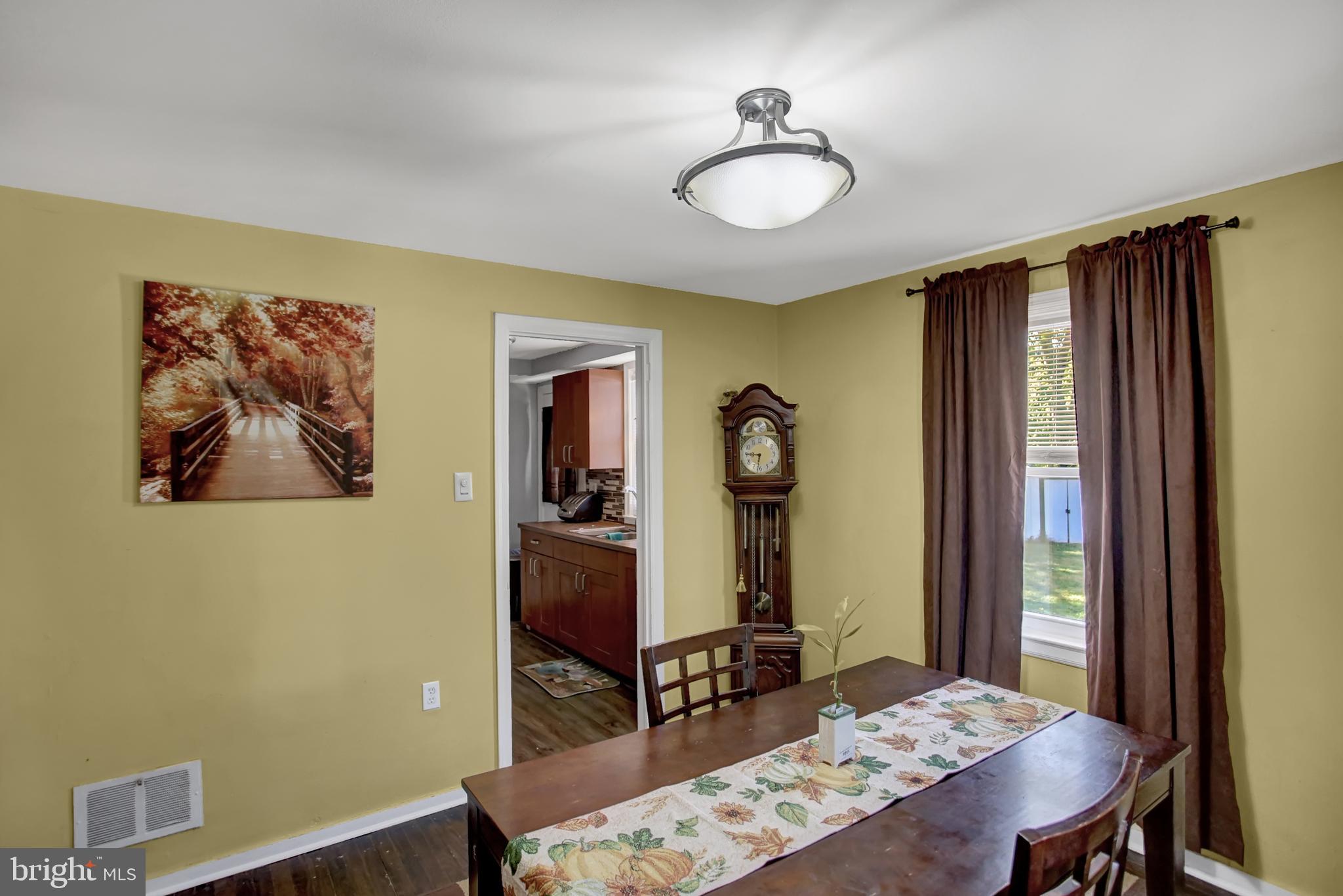 308 Wyatt Road Harrisburg, PA 17104 - Photo 5 of 20 Gallery Image 5