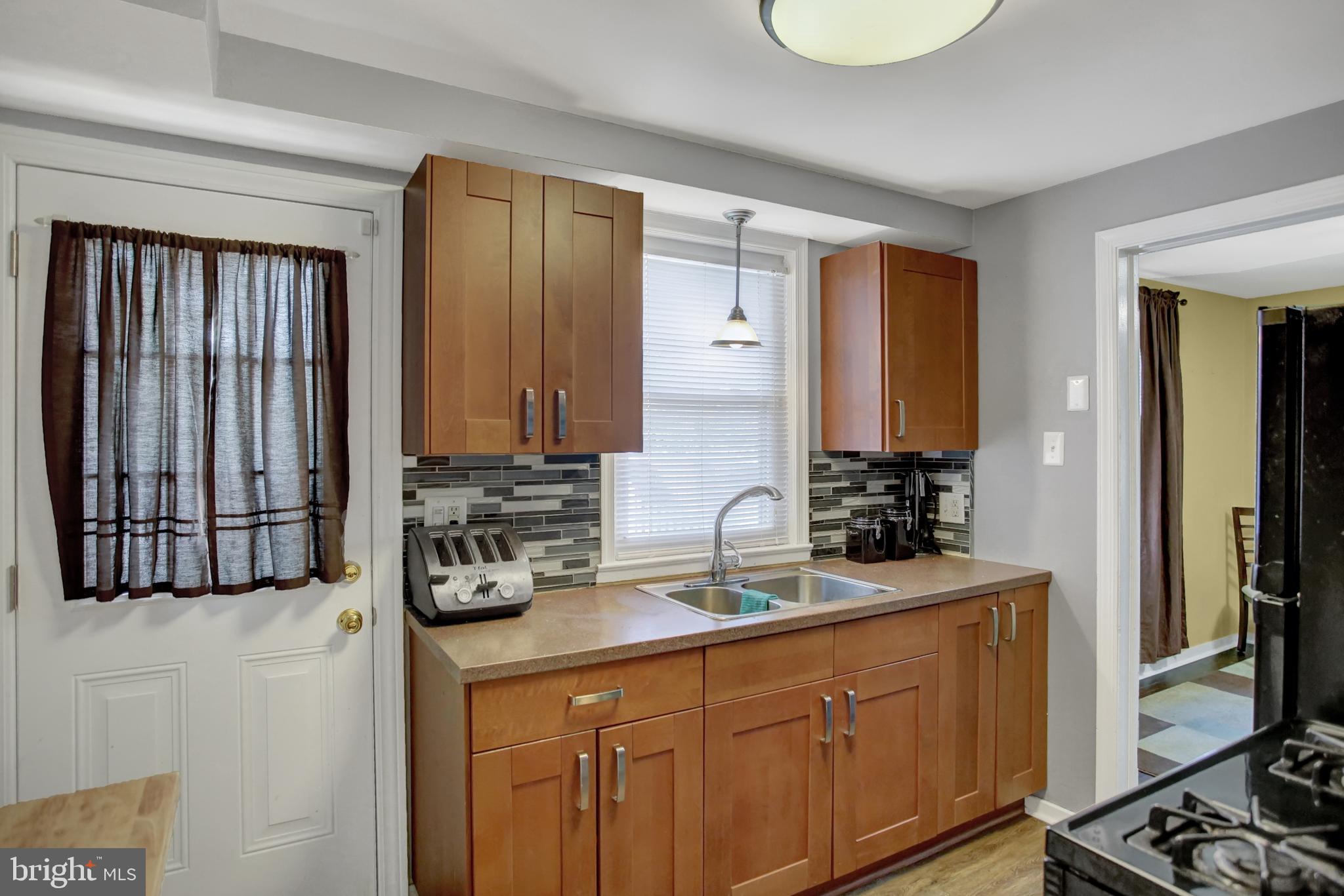 308 Wyatt Road Harrisburg, PA 17104 - Photo 7 of 20 Gallery Image 7