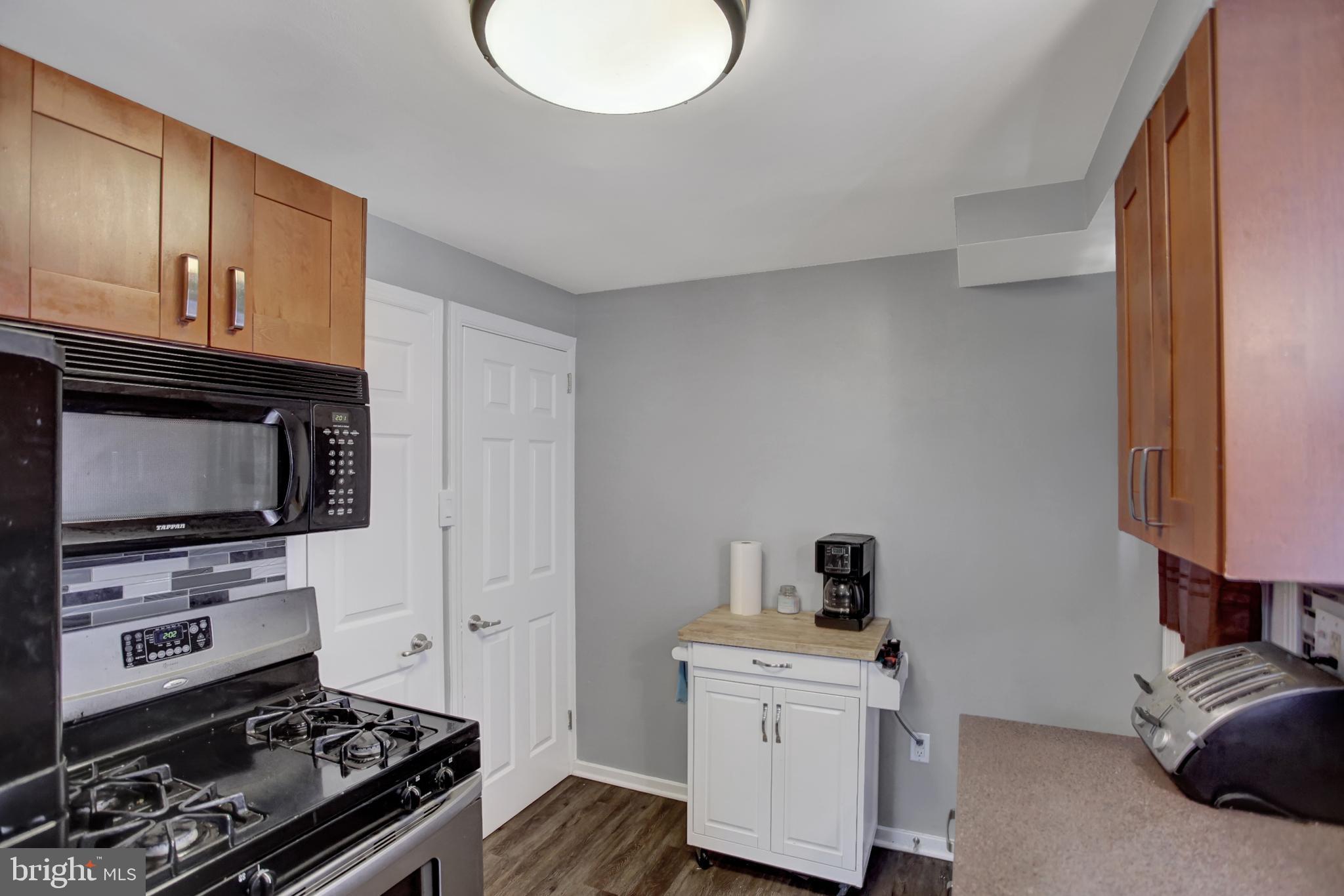 308 Wyatt Road Harrisburg, PA 17104 - Photo 8 of 20 Gallery Image 8