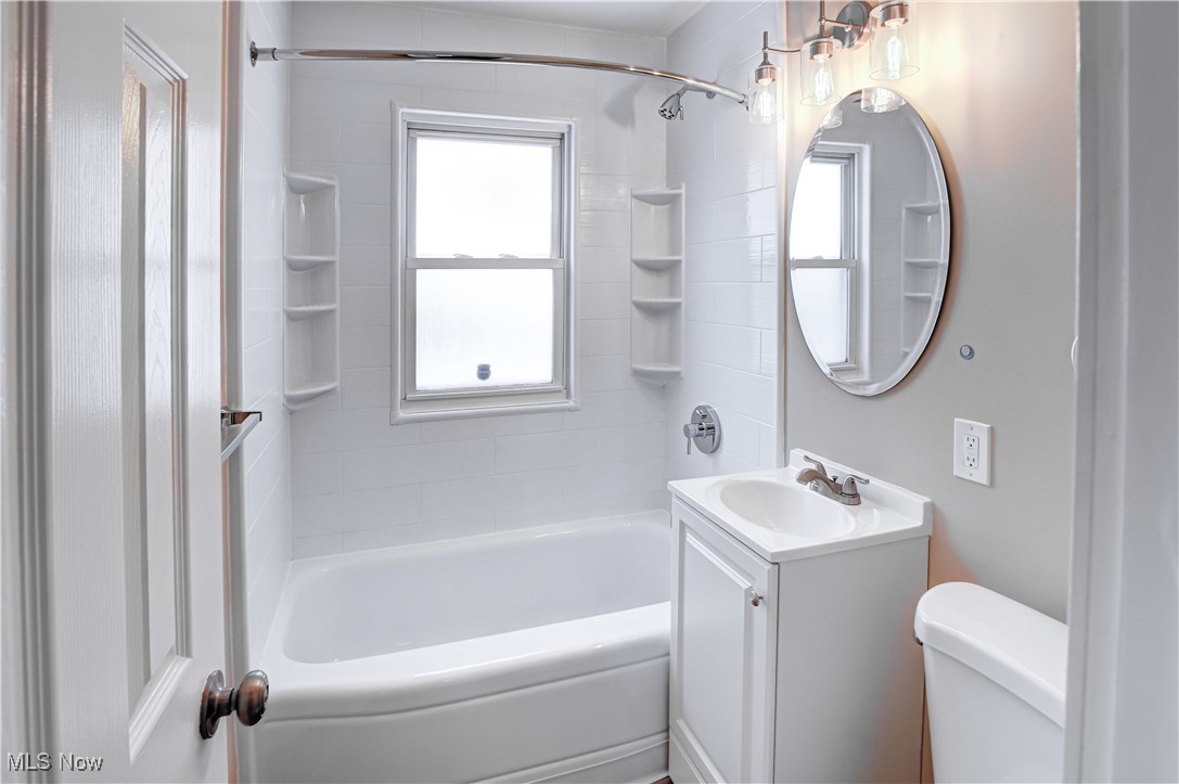 1624 Douglas Road Wickliffe, OH 44092 - Photo 13 of 28 Gallery Image 13