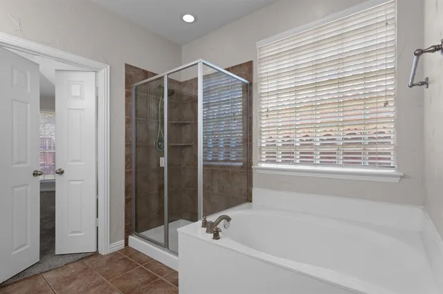 $3,299 | 1441 Golf Club Drive, Lantana, TX 76226