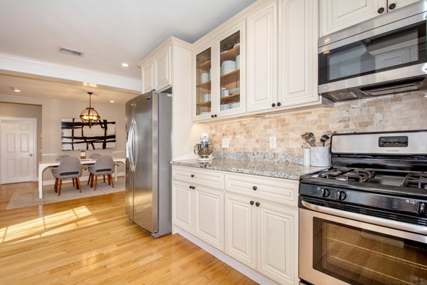 49 Hooper Road Dedham, MA 02026 - Photo 11 of 30 Gallery Image 11